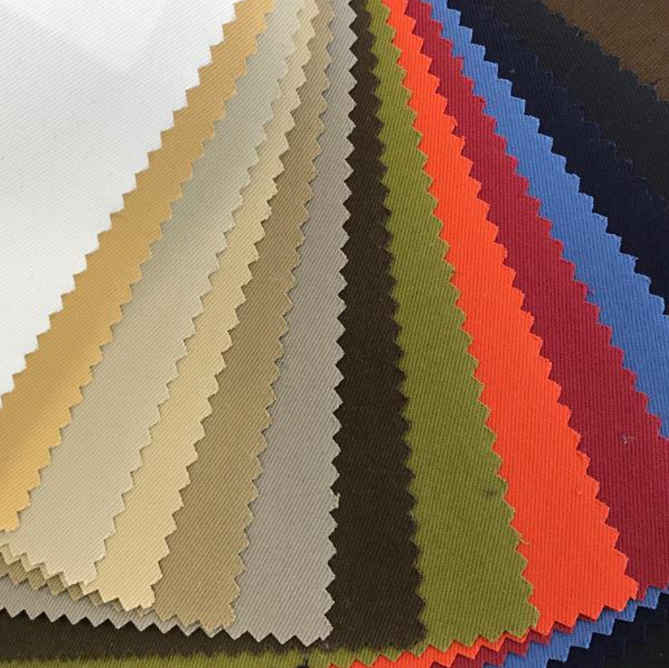 Verschiede Farben Baumwollstoffe