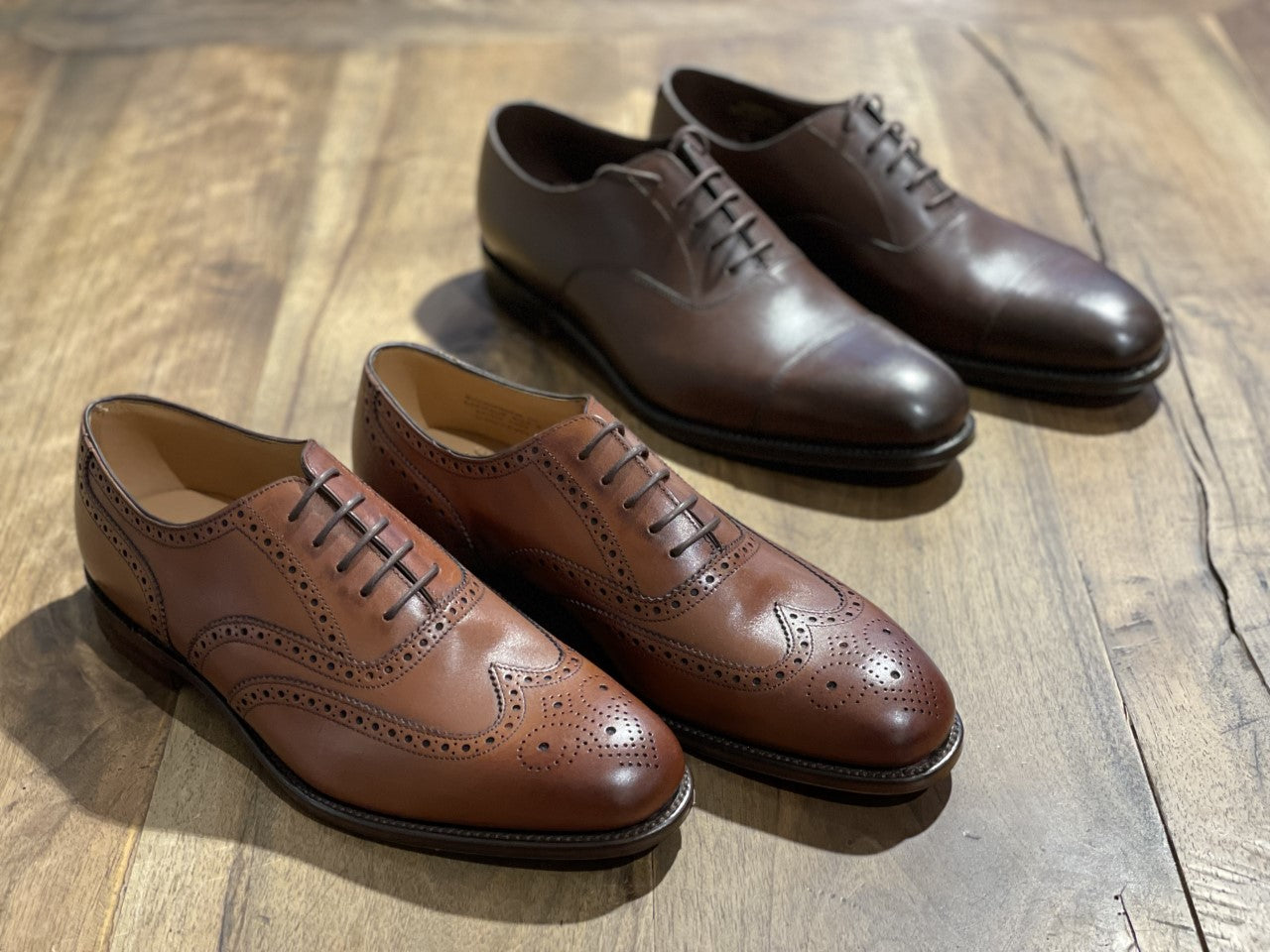 Handgefertigte Lederschuhe von Loake im Atelier Treger