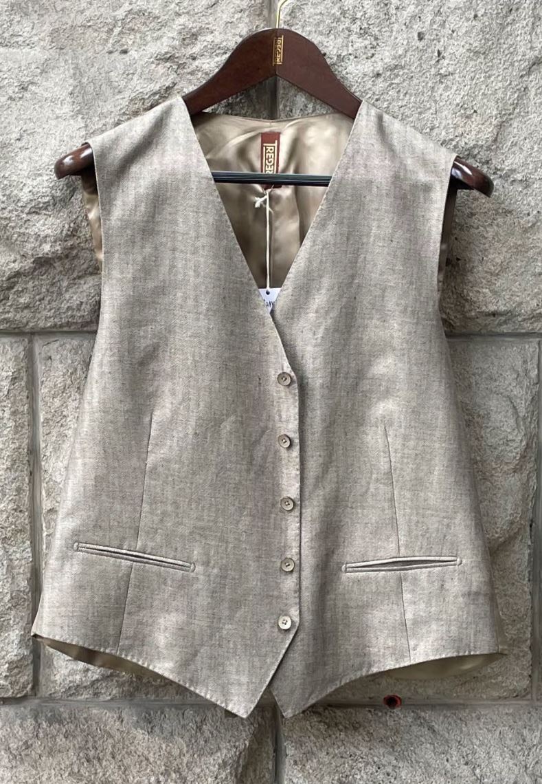 Gilet Sam Sand - Schweizer Design Atelier Treger