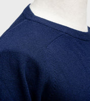 Pullover aus Lammwolle mit Sattelärmeln - Marineblau Atelier Treger