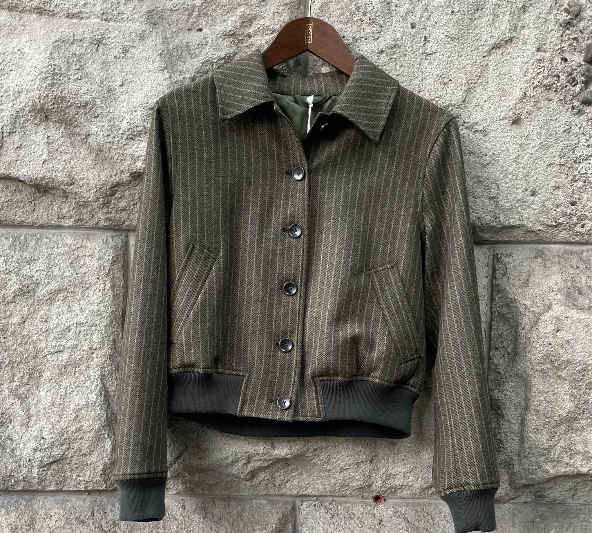 Blouson Orlando oliv Woman - Schweizer Design Atelier Treger 