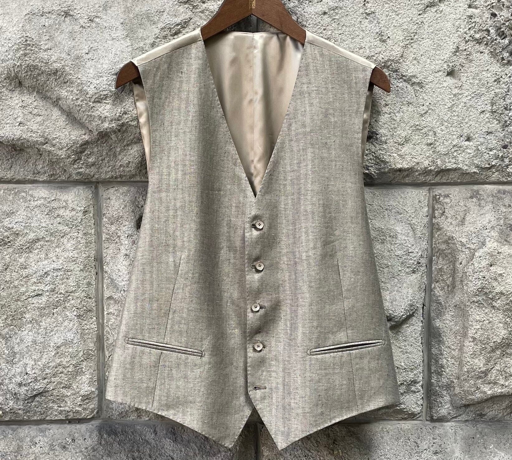 Gilet Sam Sand - Schweizer Design Gilet Atelier Treger 