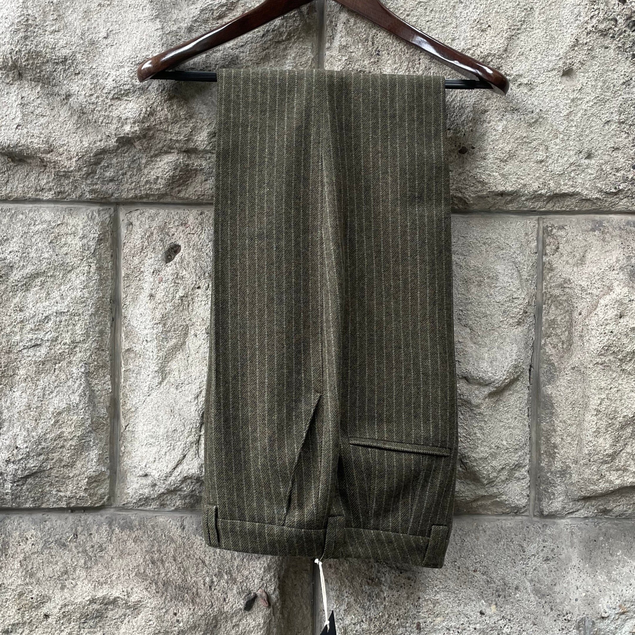 Hose Orlando oliv Woman - Schweizer Design Atelier Treger 